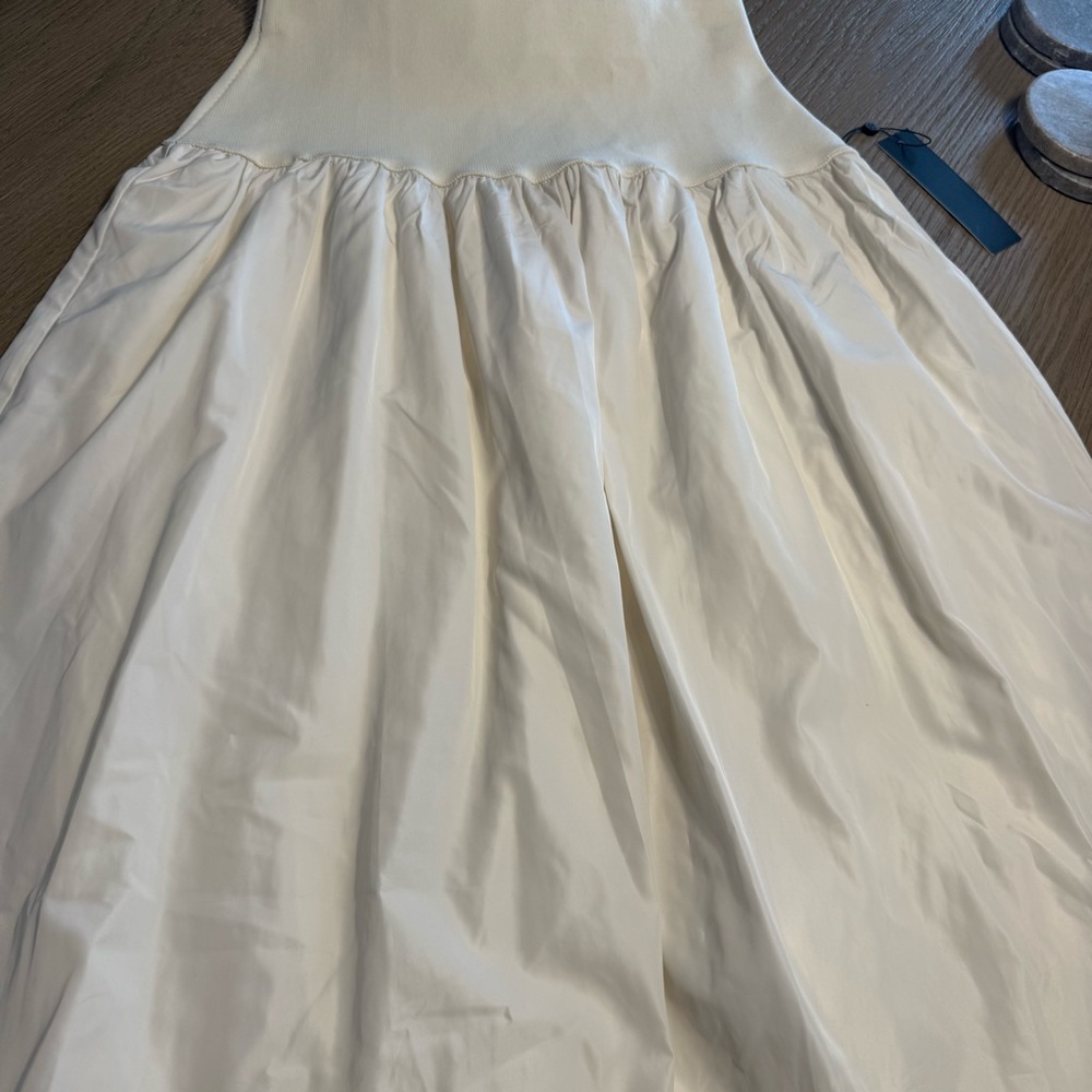 Emerson Lang Ivory Bubble Midi Skirt NWT Sz Medium Athleisure Modest Gorpcore - Picture 5 of 11